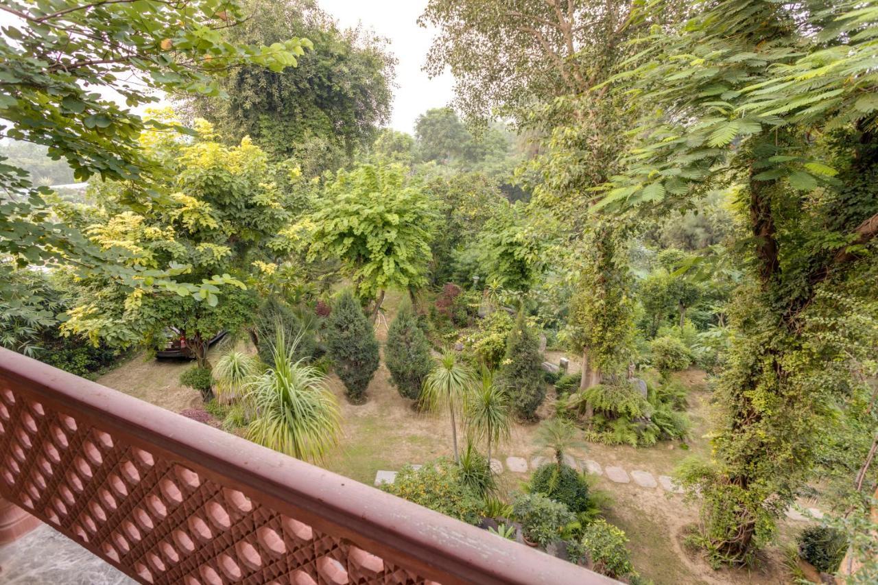 Hostie Chinar Haveli - Heritage Home With Pool, 구르가온 외부 사진
