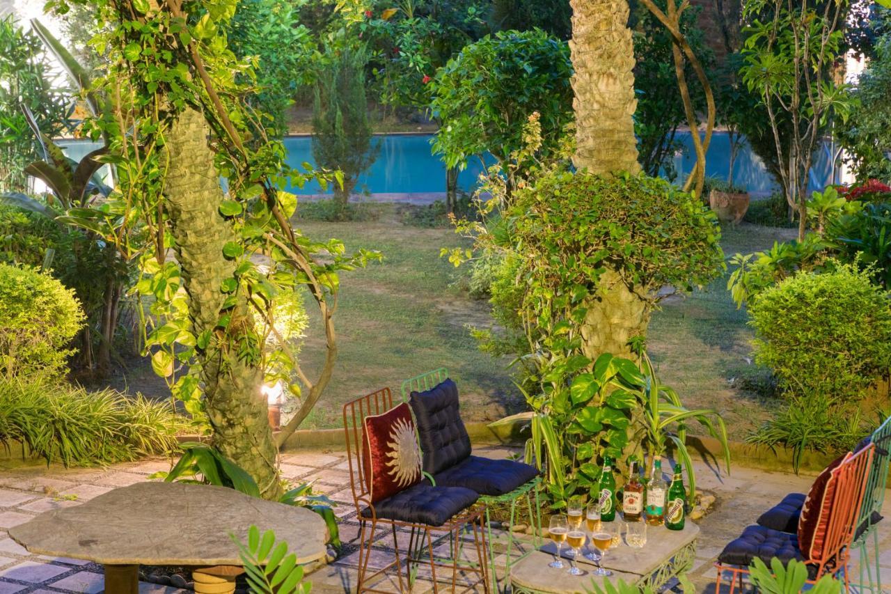 Hostie Chinar Haveli - Heritage Home With Pool, 구르가온 외부 사진