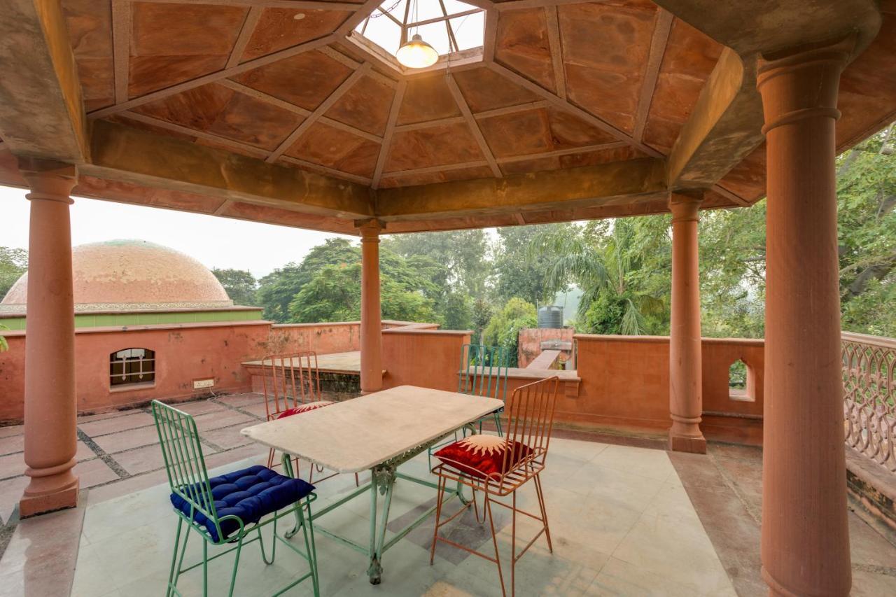 Hostie Chinar Haveli - Heritage Home With Pool, 구르가온 외부 사진