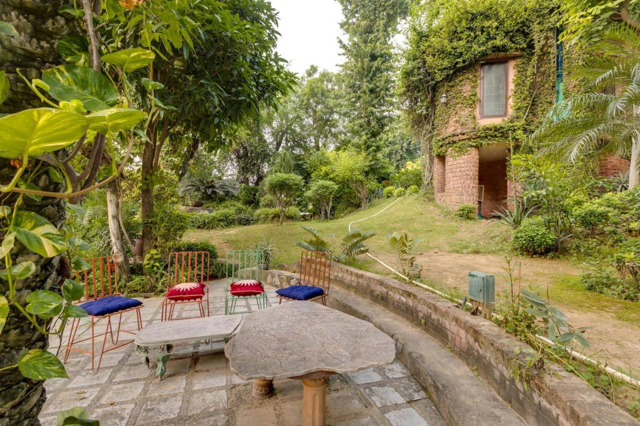 Hostie Chinar Haveli - Heritage Home With Pool, 구르가온 외부 사진